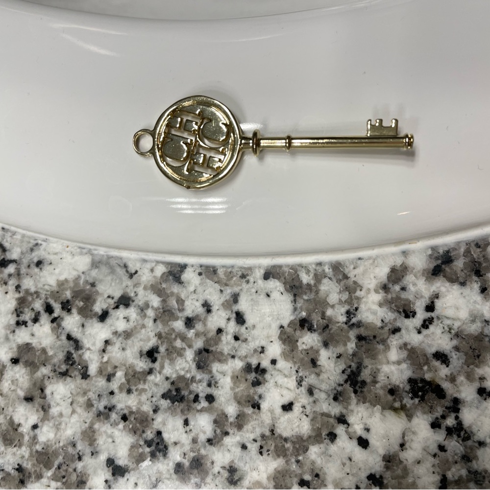 Carolina Herrera Key